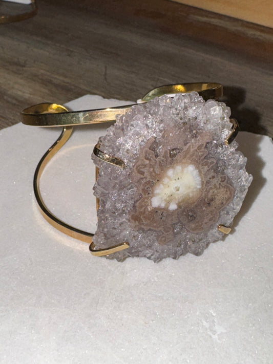 Brazalete de estalactita
